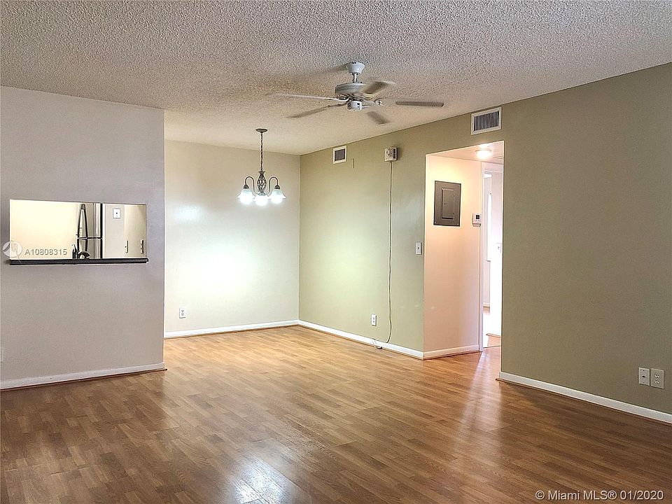 1st image of 3558 N University Dr #O-6