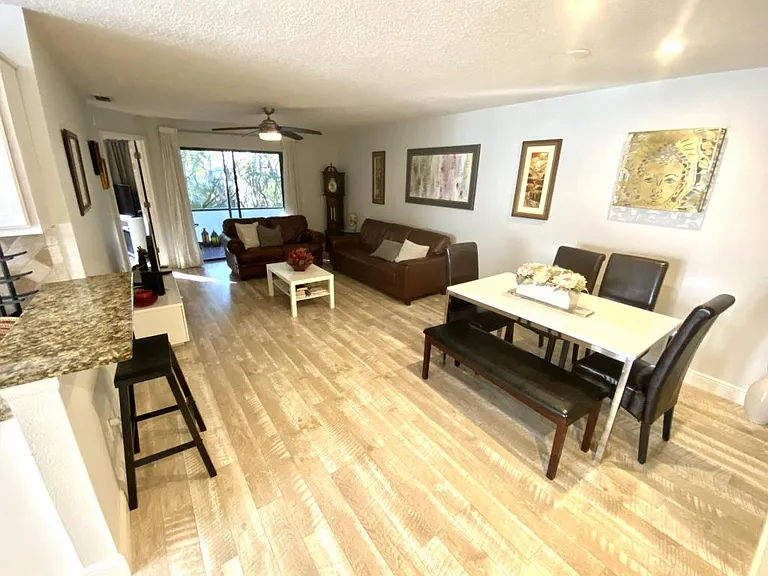 7603 Sugar Bend Dr — Photo 10