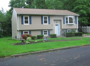 44 Joaquin Ct, West Warwick, RI 02893