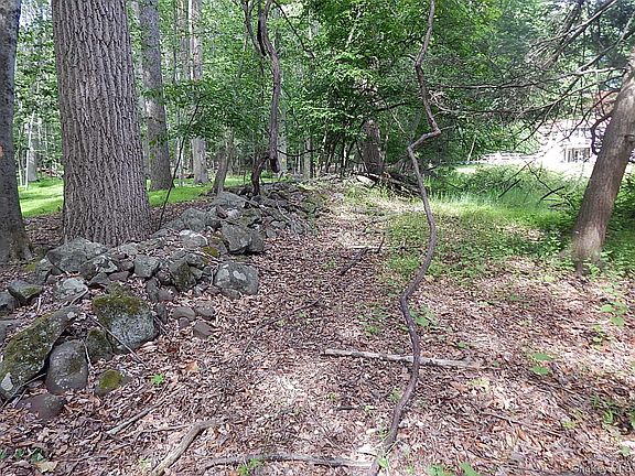 3rd image of 15 River Rise Road