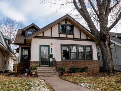 1366 Arona St, Saint Paul, MN, 55108