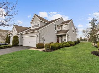 12 Breckenridge Ln, Monroe Township, NJ 08831
