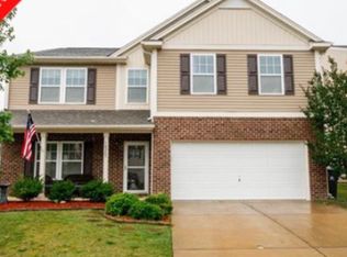 10207 Daniel Dwayne Dr, Charlotte, NC 28214