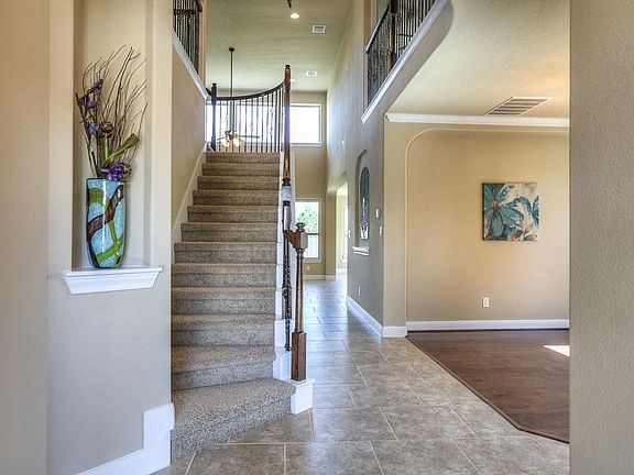 2nd image of 14 Twig Corner Ct