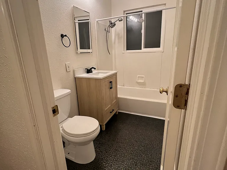 1140 Hazel St #2 — Photo 10
