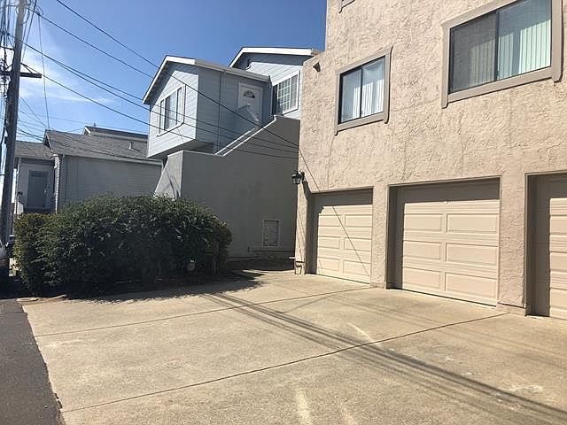 1st image of 529 Miller Ave APT 1