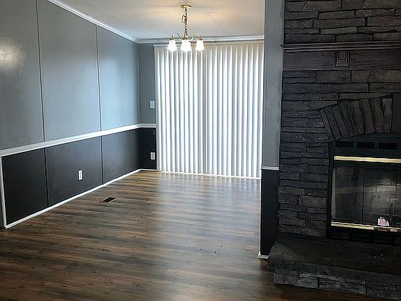 3rd image of 512 Jessteen Ln