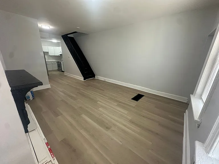 1832 N Bucknell St — Photo 3