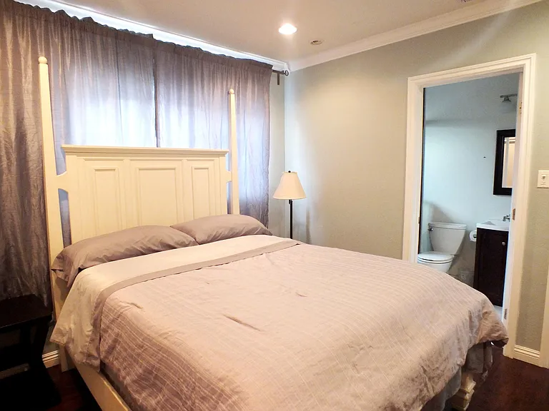 214 W Glendon Way #A — Photo 16