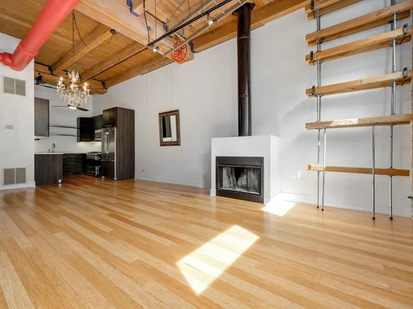525 N Ada St APT 5, Chicago, IL 60642