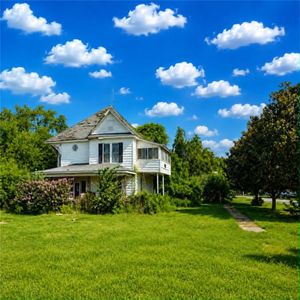 217 E Walnut St, Columbus, KS, 66725