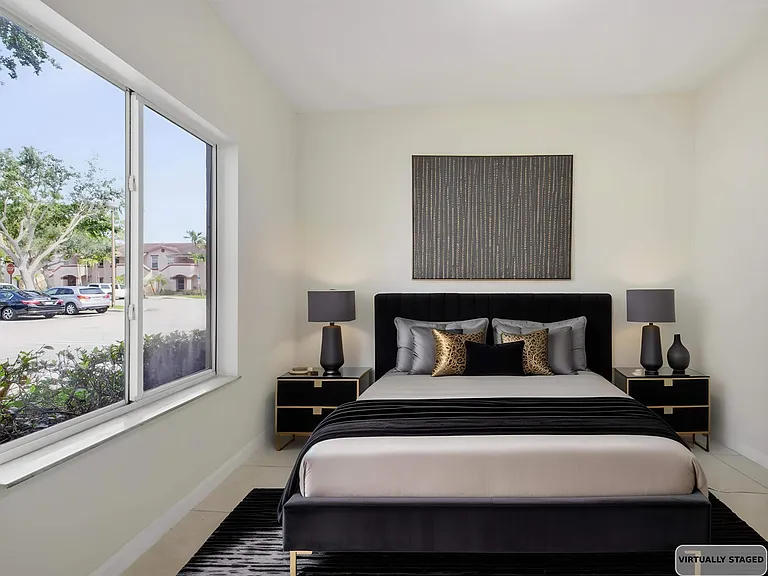 4535 Oak Terrace Dr — Photo 17