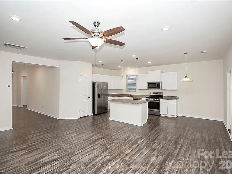 7306 Wheyfield Dr — Photo 8