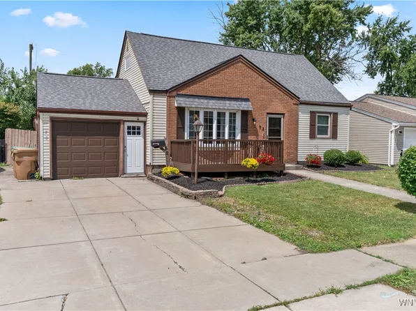 52 Rachelle Dr, Cheektowaga, NY 14227
