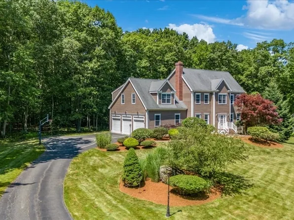 6 Emily Way, Franklin, MA 02038