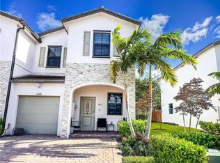 12773 SW 230th Ter, Miami, FL 33170