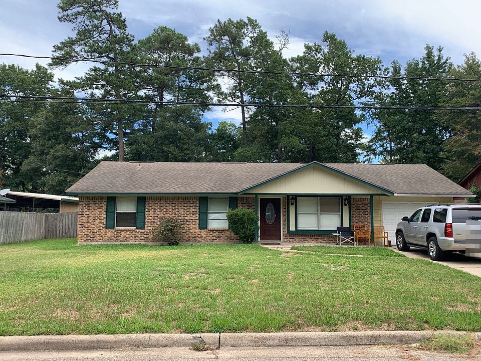 1st image of 103 N Forest Dr