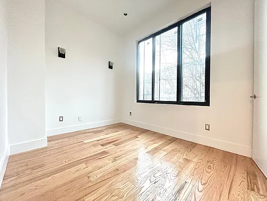 Rented by Native Real Estate LLC | media 42