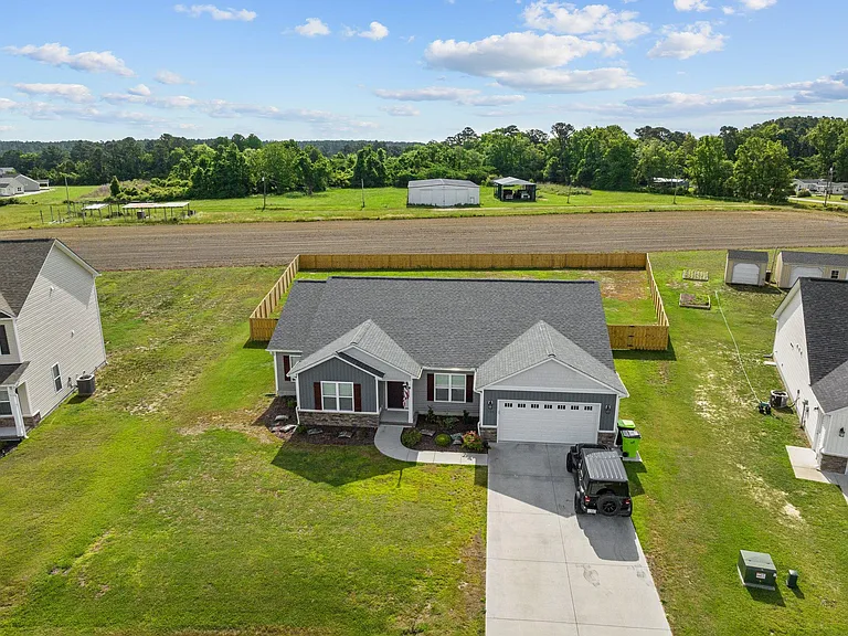 116 Harvest Blvd — Photo 39