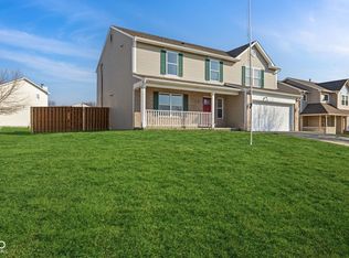 775 Hummingbird Ln, Whiteland, IN