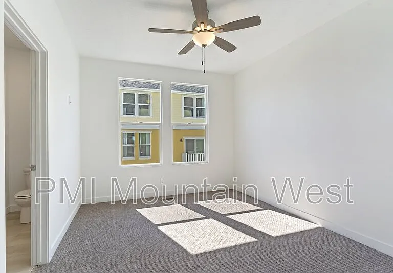 1836 W Red Twilight Ln — Photo 24