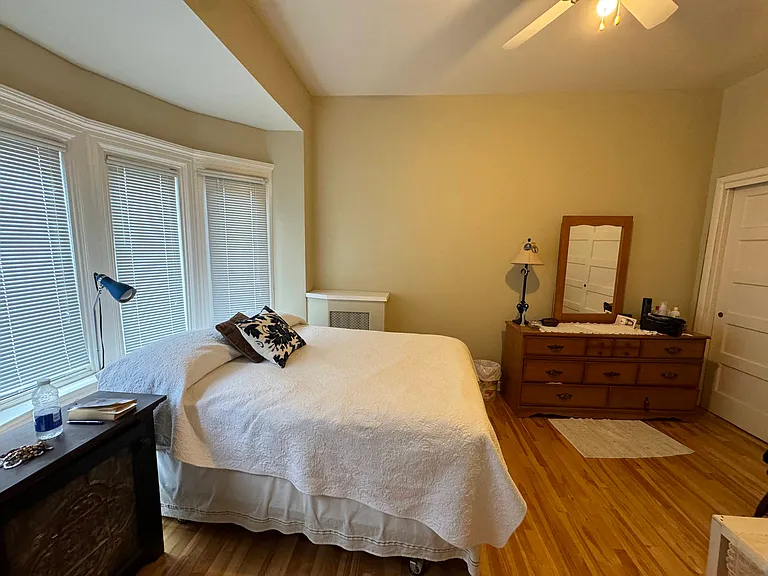 322 Frank St #205 — Photo 14