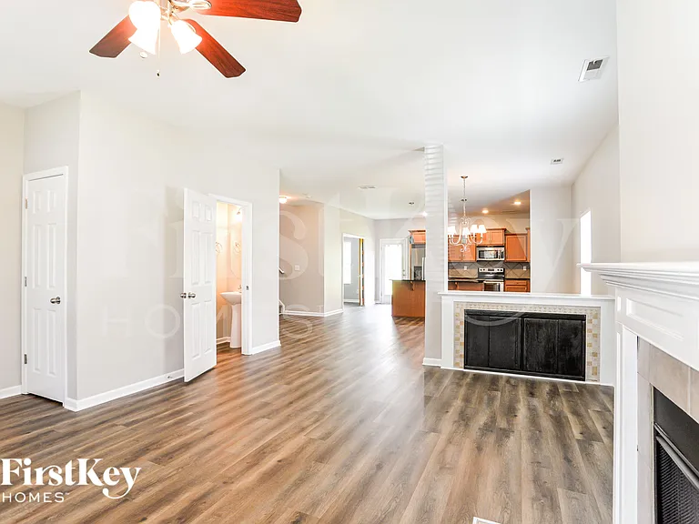 3222 Lemongrass Ln — Photo 4
