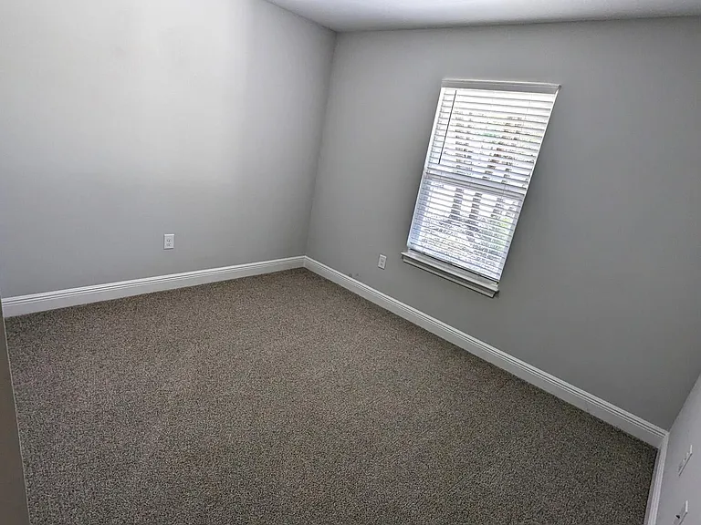 6762 Valerie Ln — Photo 18
