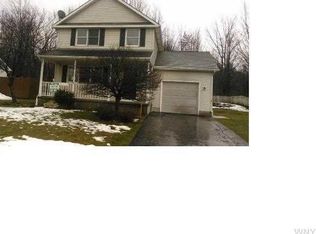 657 Hartley Dr, Angola, NY 14006
