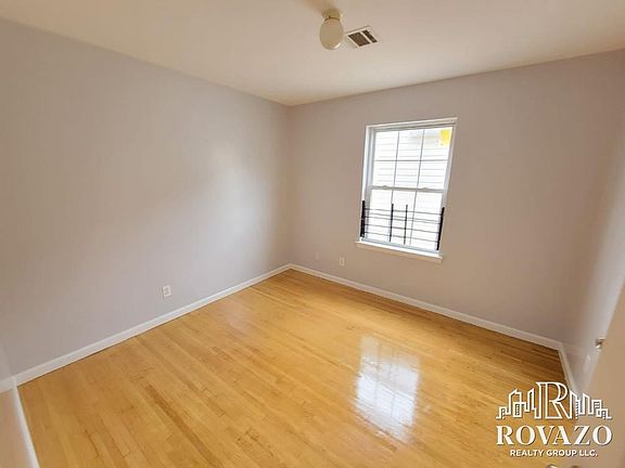 2nd image of 860 S 19th St #1