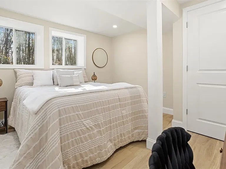 44 Dudley Rd — Photo 12