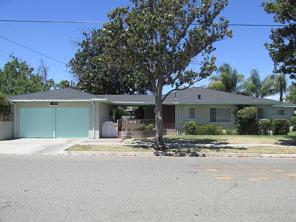 3rd image of 1105 W Cambridge Ave