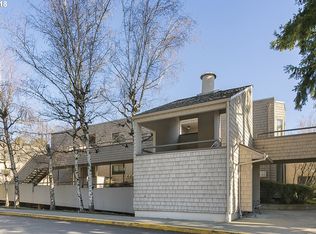 5858 SW Riveridge Ln APT 11, Portland, OR 97239