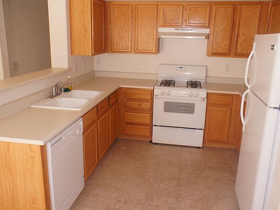3rd image of 989 Coronado Peak Ave
