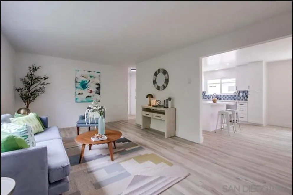 2 bed, 700 sqft, $3,395 — Photo 3
