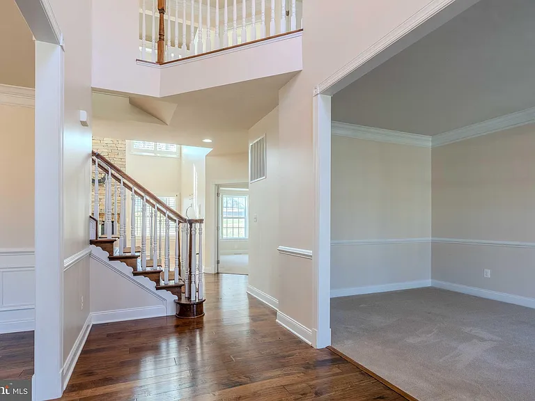 15316 Admiral Baker Cir — Photo 30