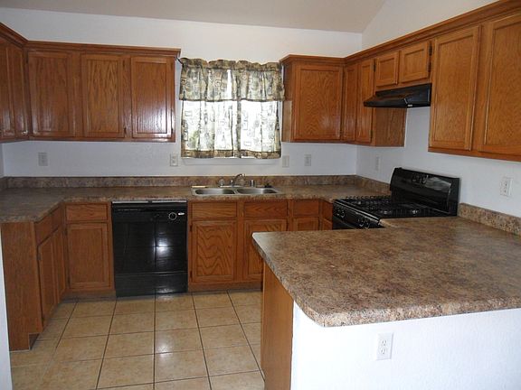 2nd image of 3900 Tierra Lana Way