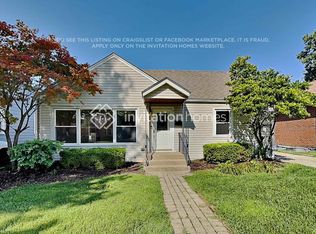 9112 S 53rd Ct, Oak Lawn, IL 60453