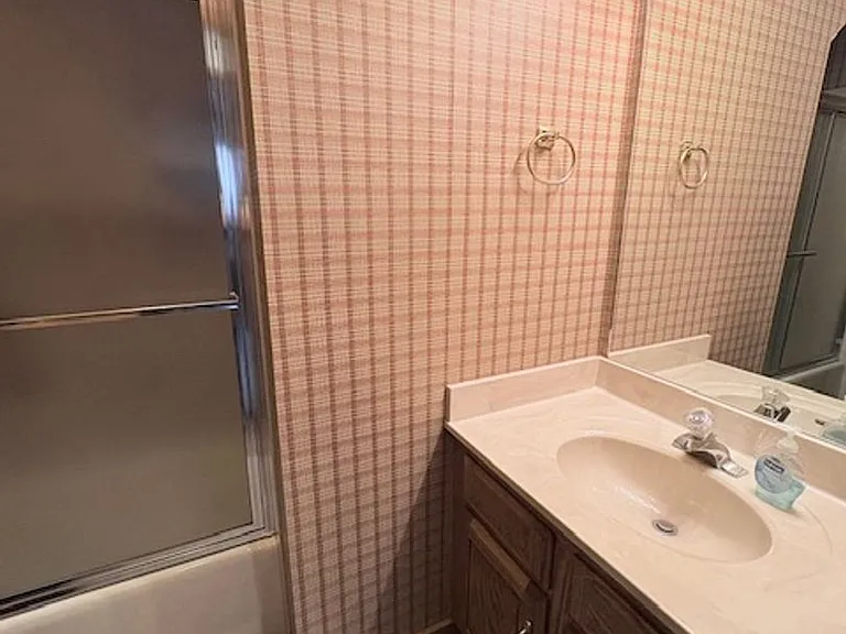 165 Holly Tree Cir — Photo 6