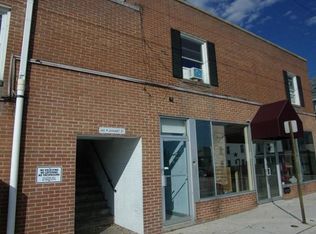 200 Pleasant St APT 3, Hanover, PA 17331