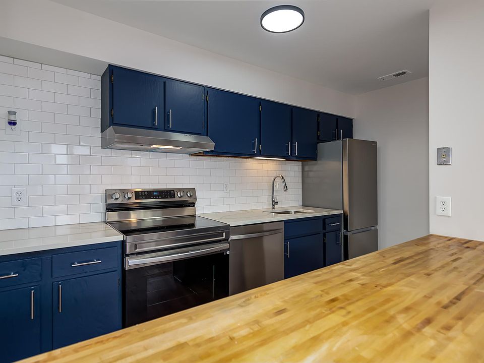 1st image of 5315 Luxe Savoy Ct