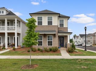 2733 Wind Gap Dr, Columbia, TN 38401
