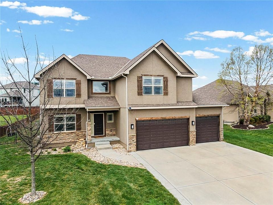 1st image of 1058 SW Conch Way
