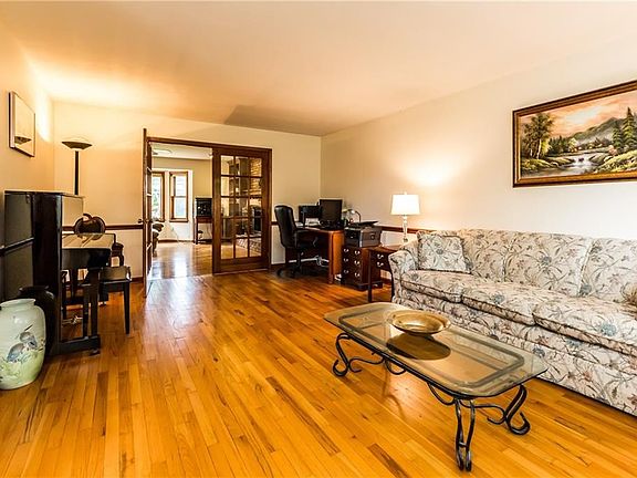 4th image of 4893 Bentbrook Dr
