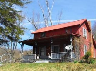 16100 Canaanville Rd, Athens, OH 45701