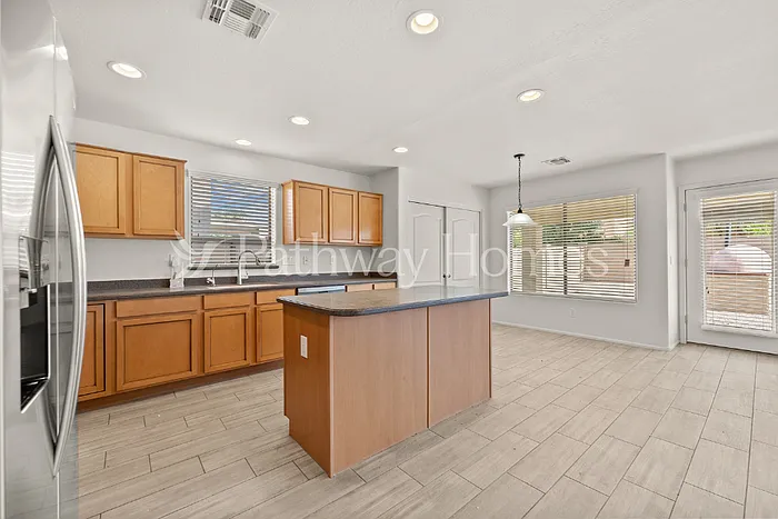 41166 W Sanders Way — Photo 7