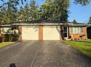 5028-5030 Heathmoor Dr, Columbus, OH 43220