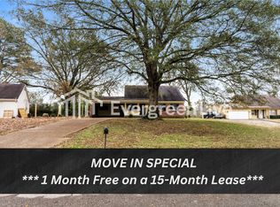 175 Horse Shoe Cv, Memphis, TN 38109