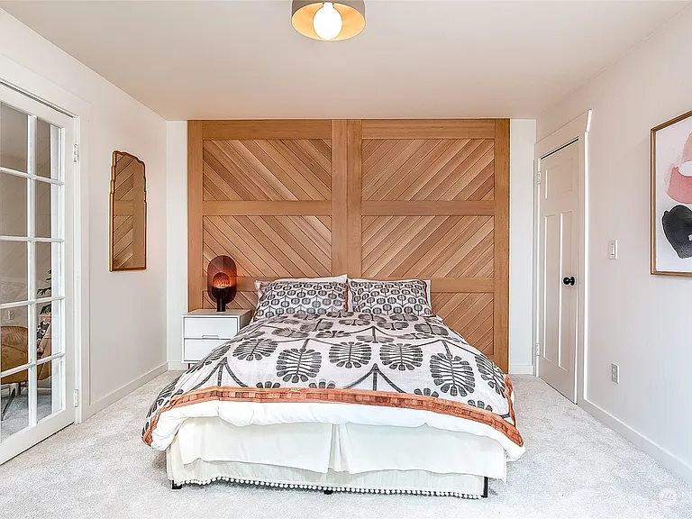 515 N 72nd St #2 — Photo 14