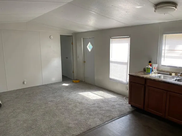 160 Alton Rd — Photo 5